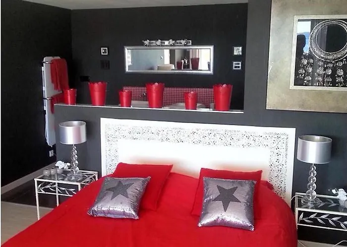 La Mereveil فيلة